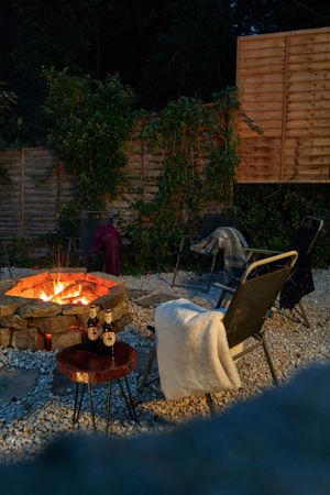 Photo 25- click for photo gallery